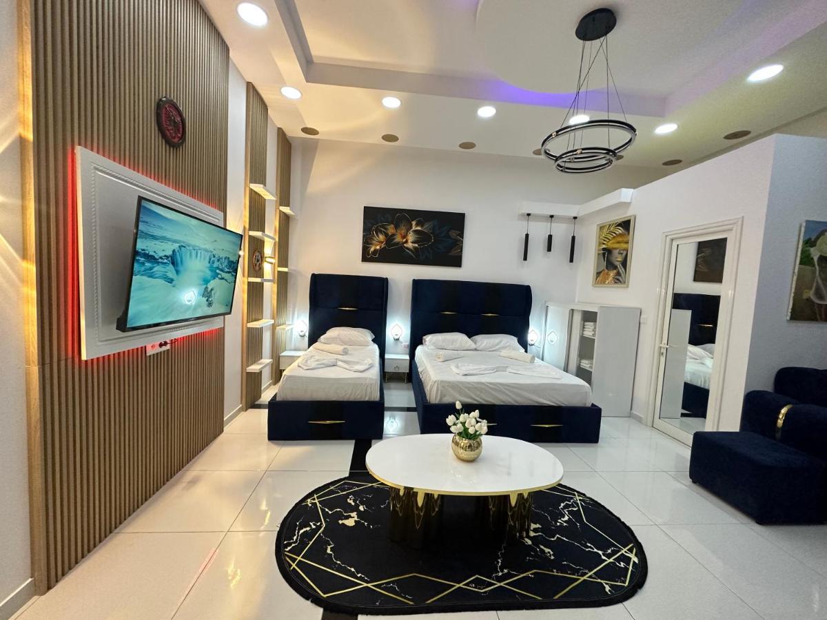 Esto's Near Tirana Airport 1 - Self Checkin -netflix - Free Parking Apartment *